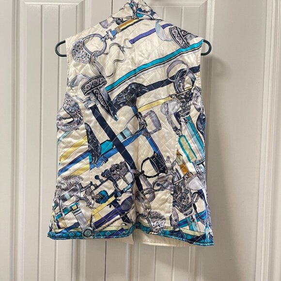 Vintage Reversible Quilted Button-Up Vest White & Blue Pattern - Picture 9 of 13